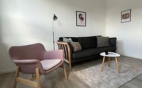 Hyggelig lejlighed i ældre byhus i Varde by